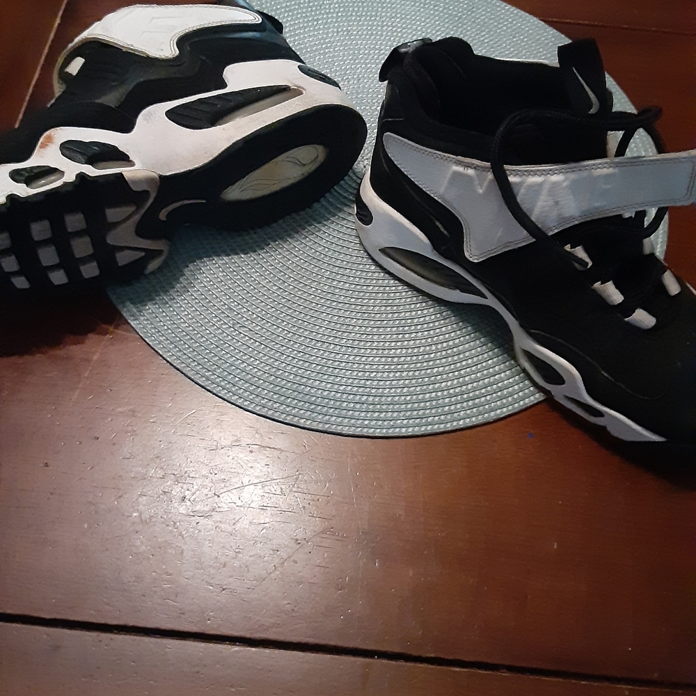 Nike Ken Griffey jr. Shoes